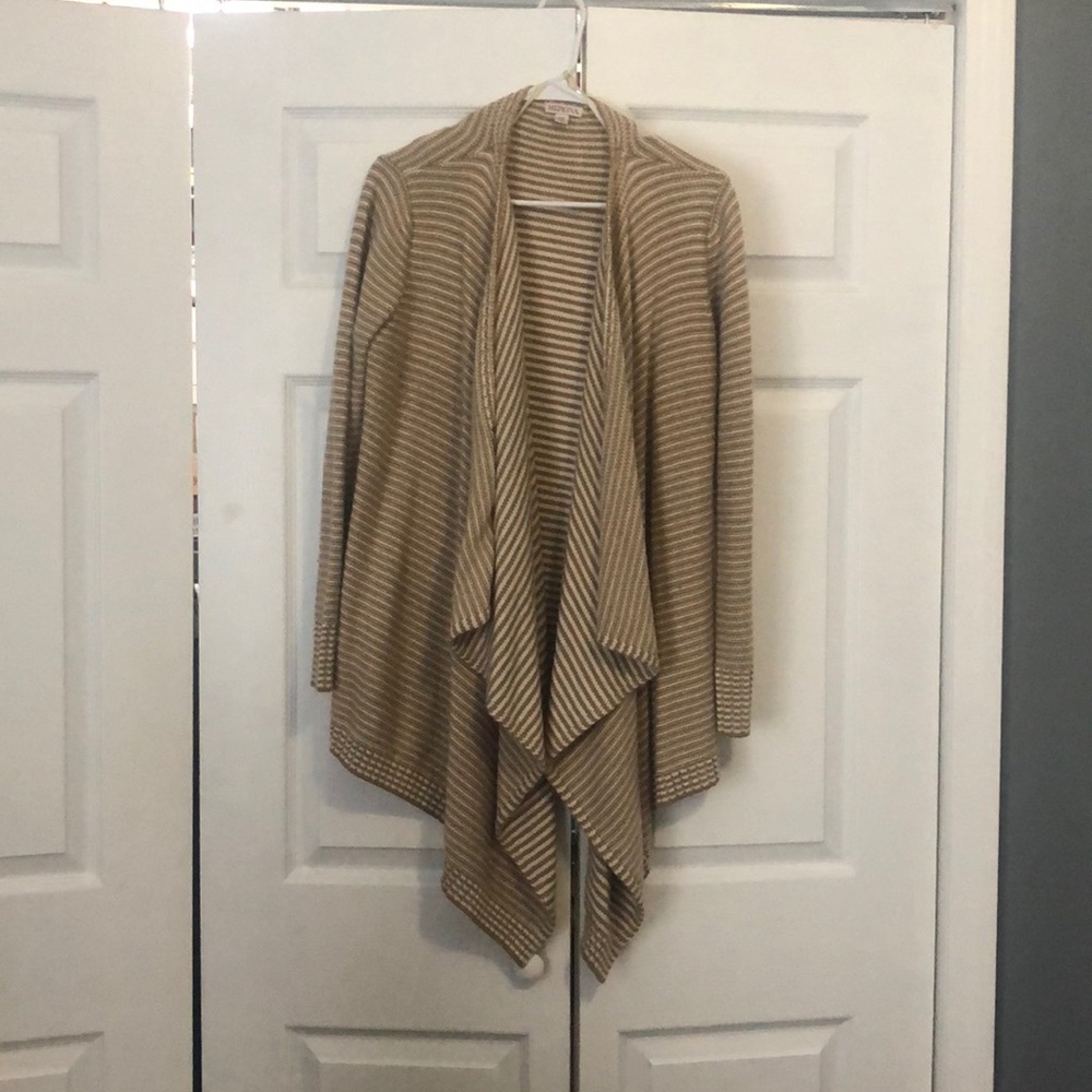 Cream and tan cardigan